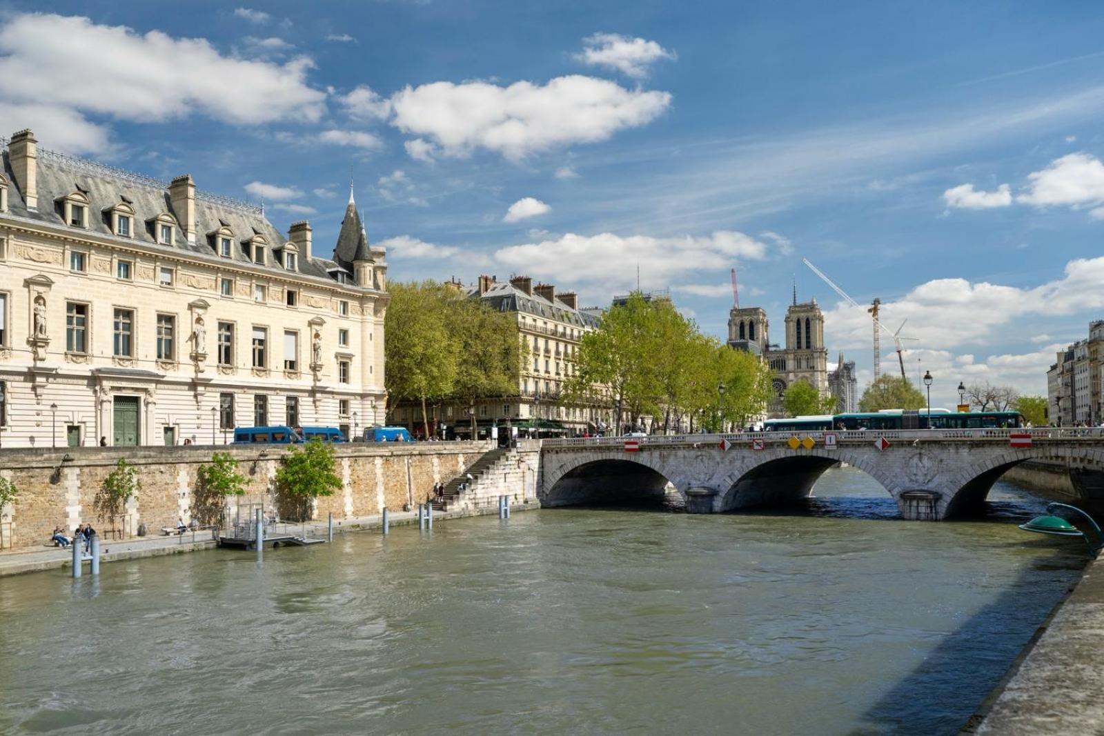 Appartement Cosy A 9 Min A Pied De La Cathedrale Notre Dame باريس المظهر الخارجي الصورة
